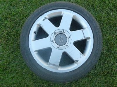 2000 Audi TT Mk1 / 8N - 17 Inch Aluminum Rim Wheel w/ Tire 8N0601025A3